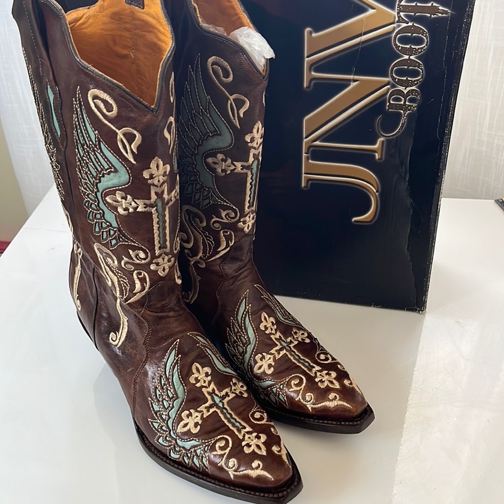 JNV Boots New Cross Sz 9
